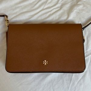 Tan Tory Burch across body bag with removal strap